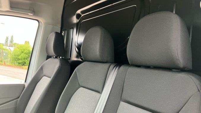 Volkswagen Crafter Cr35 Mwb Diesel Fwd 2.0 TDI 140PS Commerce Business High Roof Van - Image 16